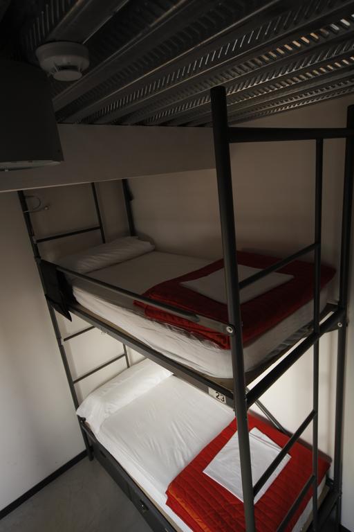 Traveller Box Hostel Sevilha Quarto foto