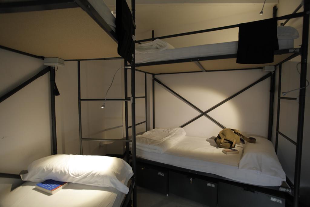 Traveller Box Hostel Sevilha Quarto foto